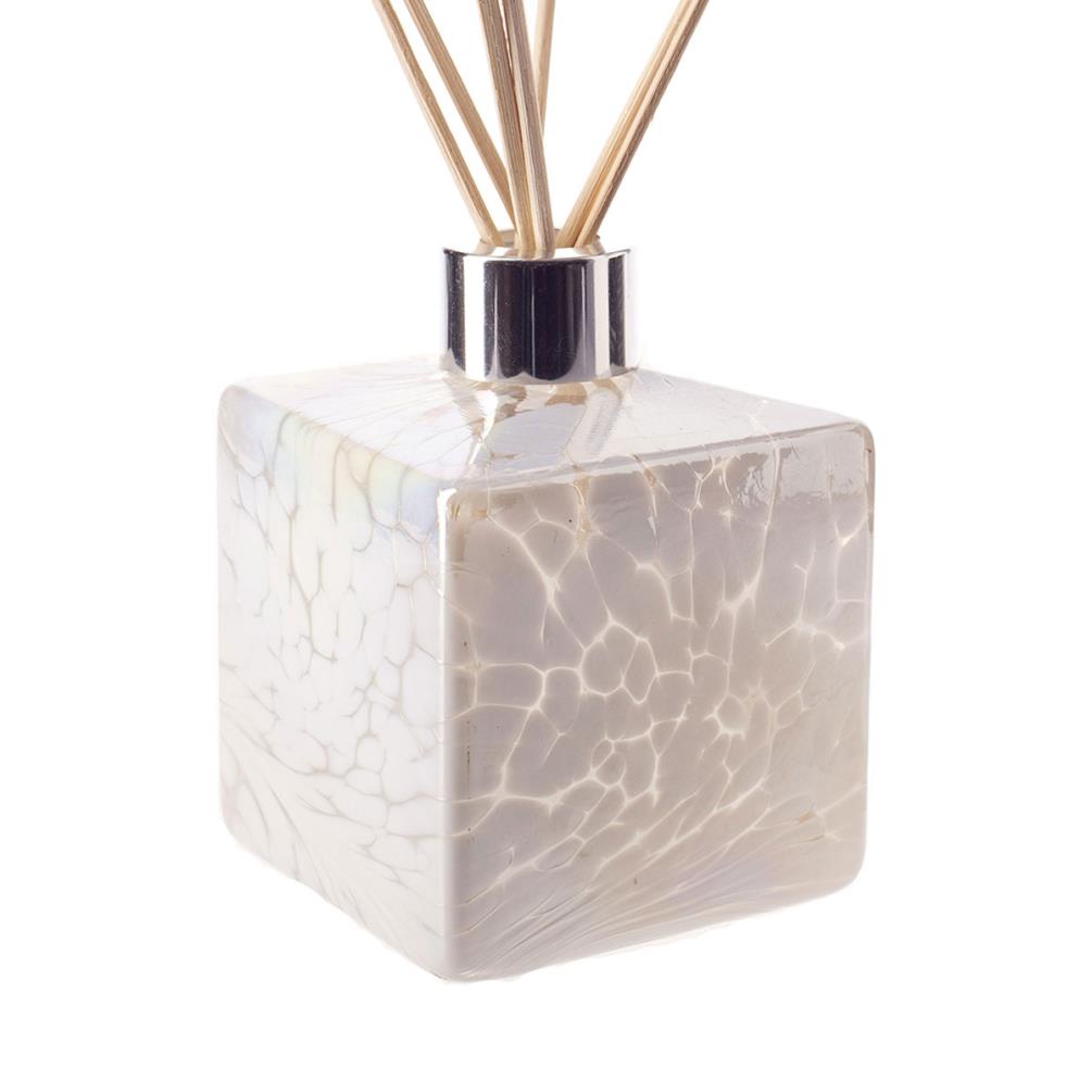 Amelia Art Glass White Square Reed Diffuser Gift Set  Extra Image 1